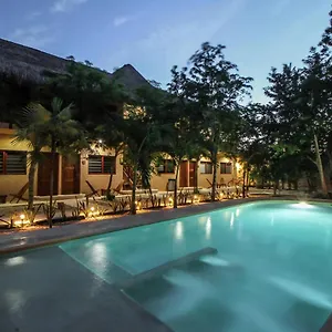 Xan Ha Apartahotel