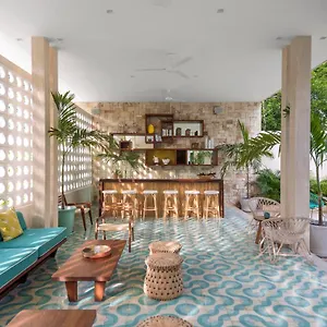 https://hotel-tiki-tiki.allrivieramayahotels.com